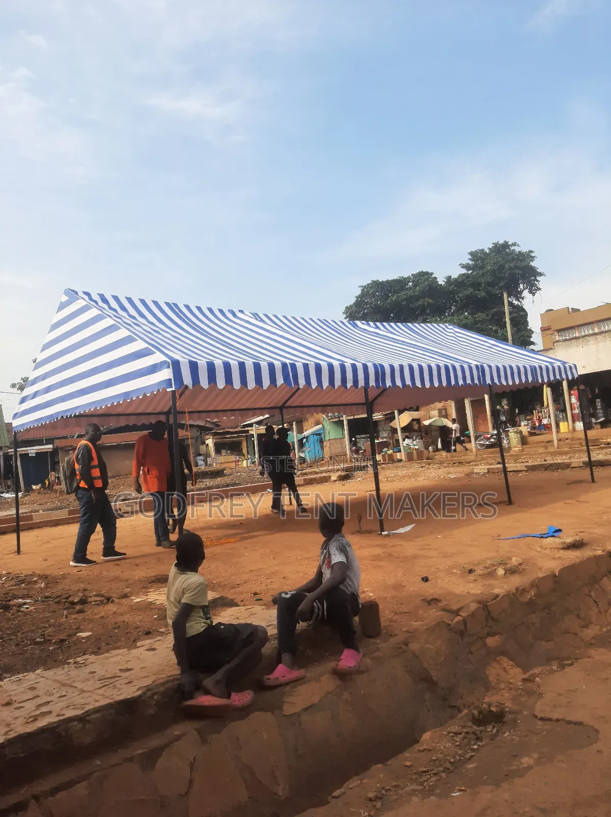 100 Seater Tent Ordinary Blue and White