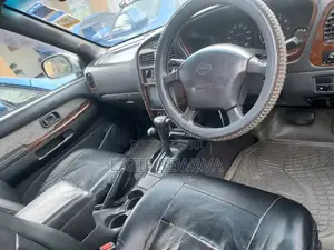 Nissan Terrano 1995 Black