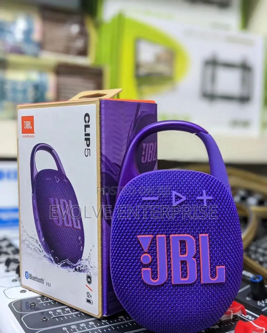 JBL Clip 5 Ultra Portable Bluetooth Speaker