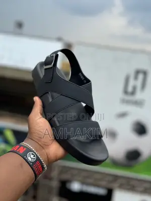 Men’S Tomford Sandals in Stock