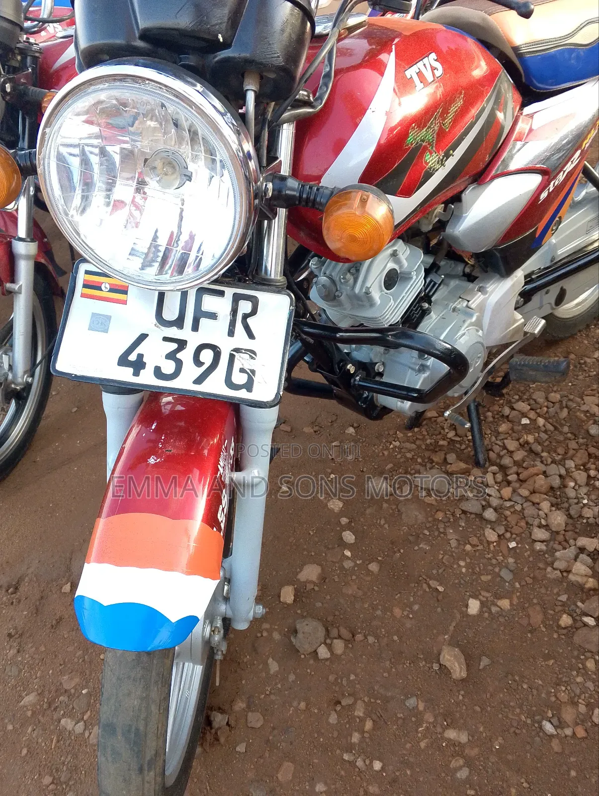 TVS HLX 125 2023 Red