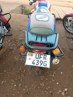 TVS HLX 125 2023 Red