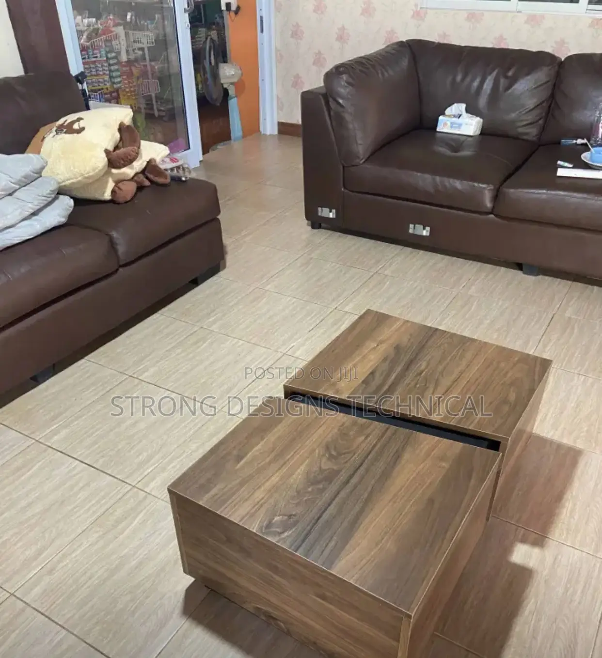 Coffee Table / Center Table With Hidden Drawers.