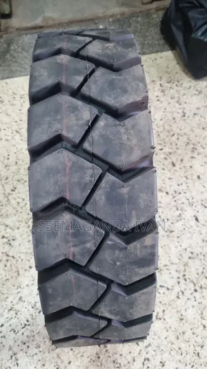 650r10 Tube Type Fork Lift Tyre
