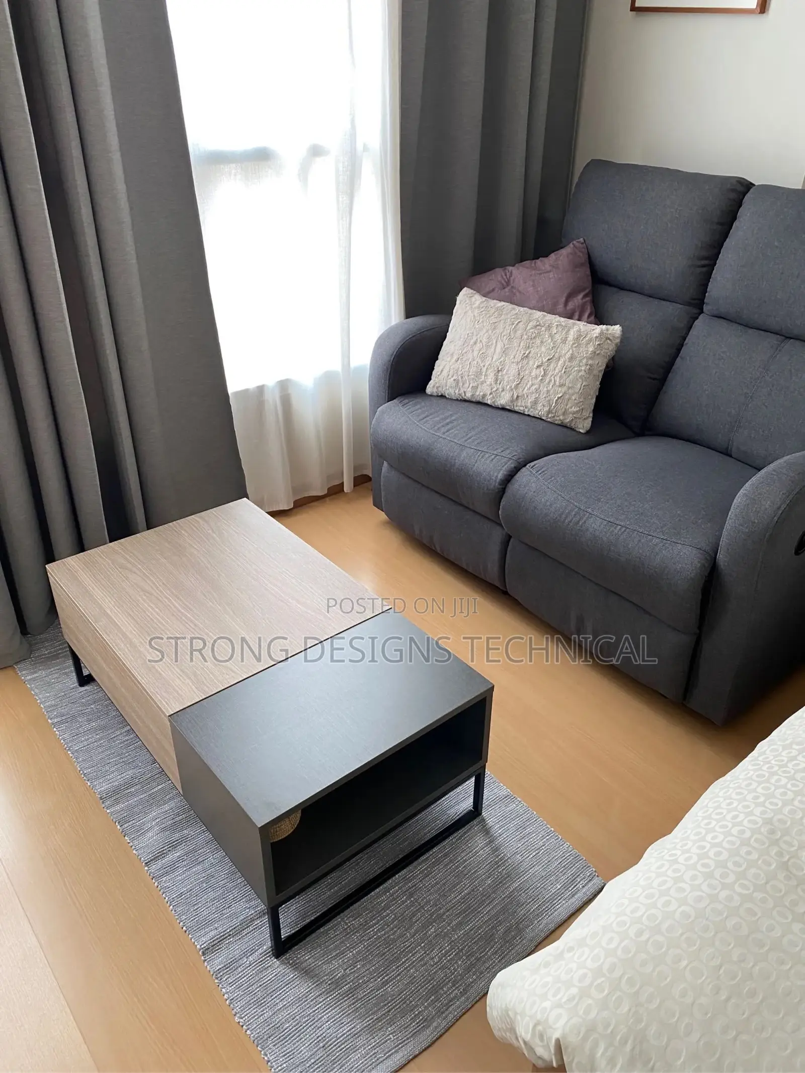 90 Cm Center Table With a Drawer.