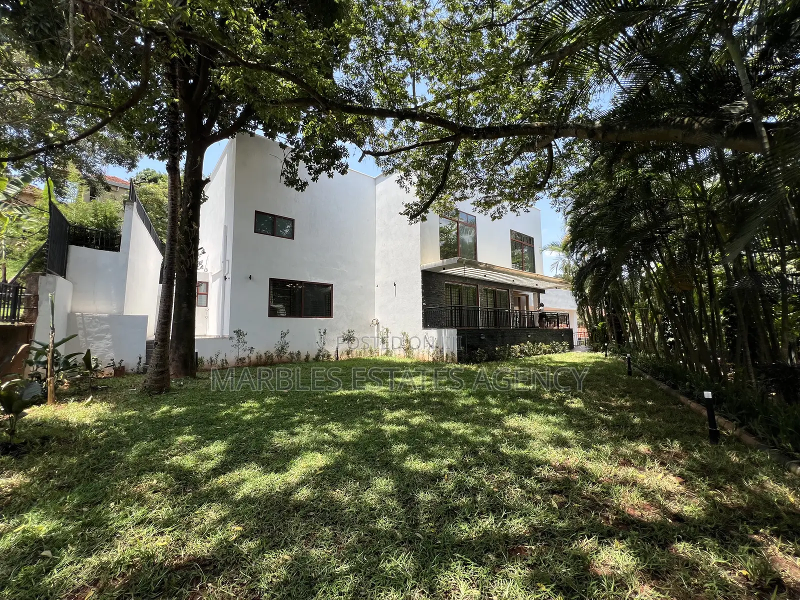6bdrm Mansion in Kololo, Central Division for rent
