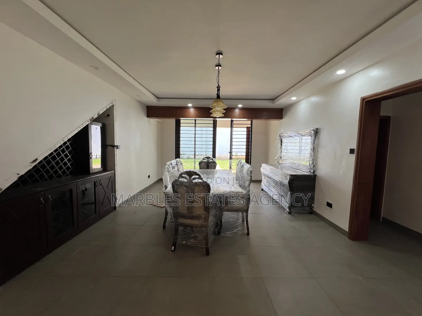 6bdrm Mansion in Kololo, Central Division for rent