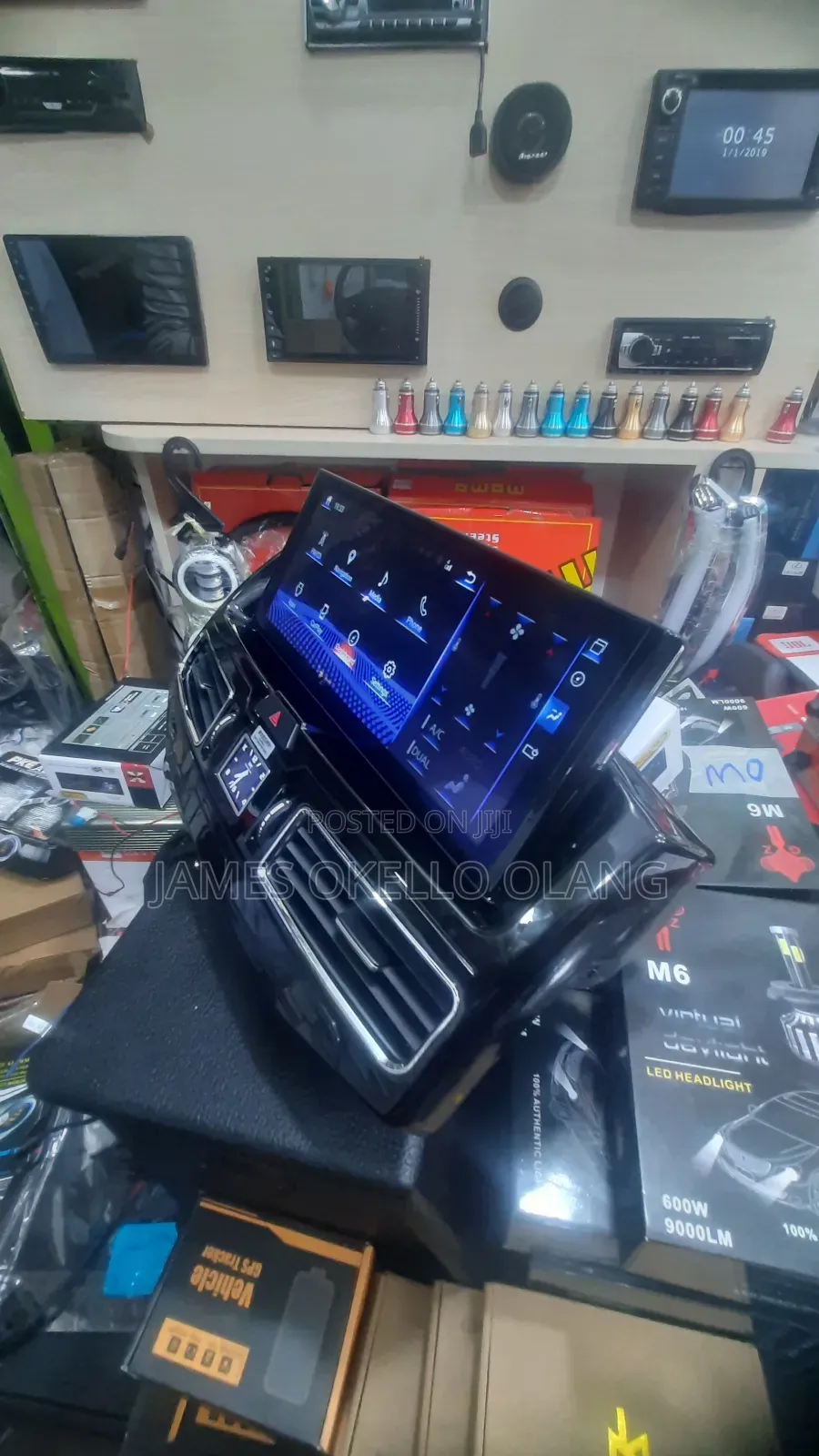 Landcruiser Customised Highends Radio Smart