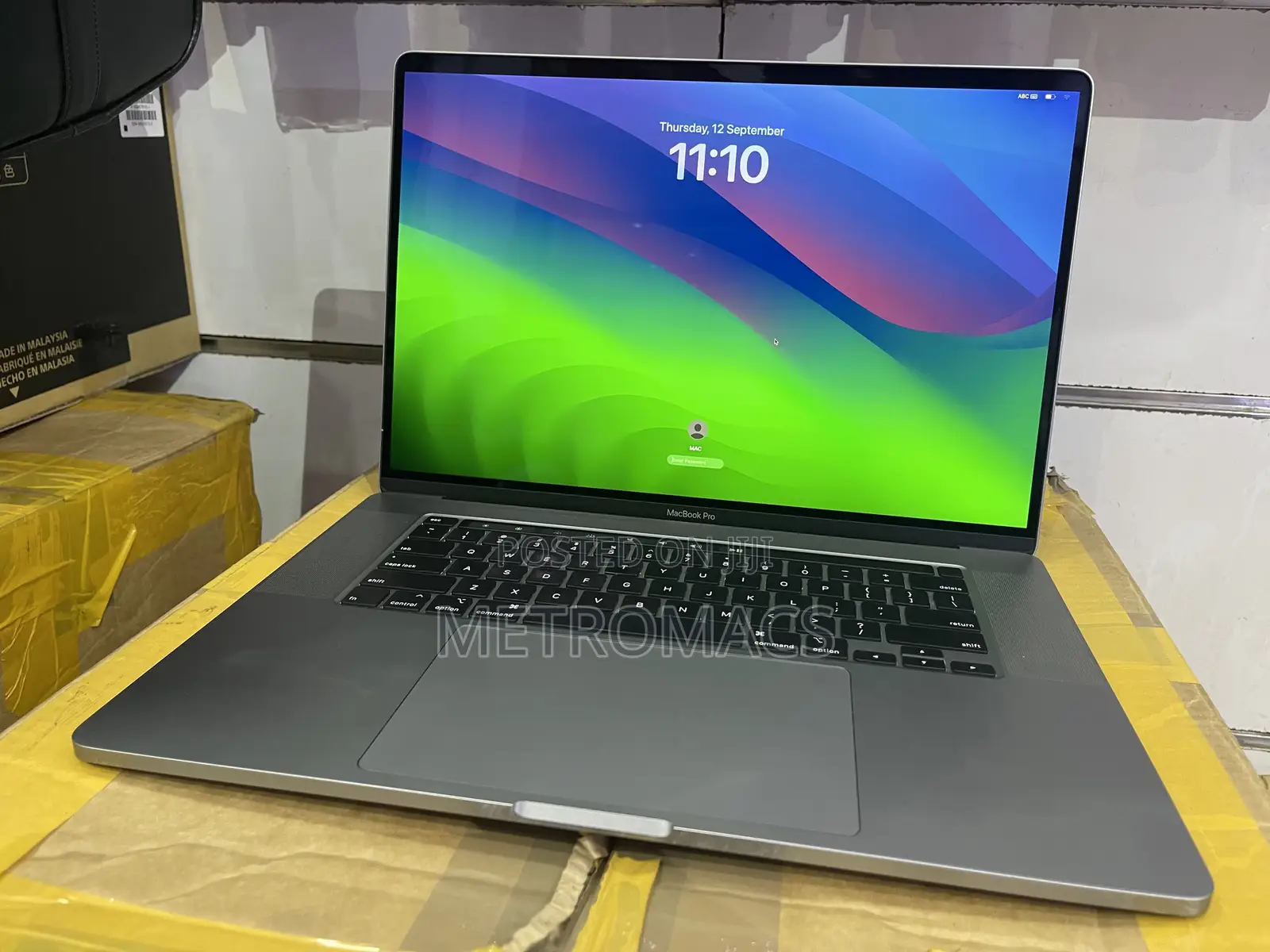 Laptop Apple MacBook Pro 2019 32GB Intel Core i9 SSD 1T