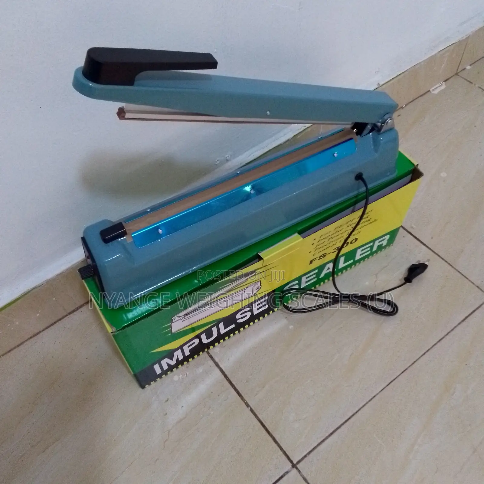 Heat Sealer for Plastic Films Sealing Machine Ytl¬300mm