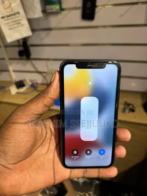 Apple iPhone 11 64 GB Black
