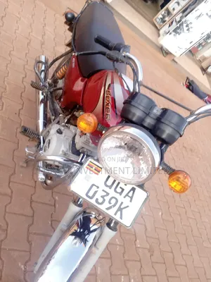 Bajaj Boxer 100 2024 Red