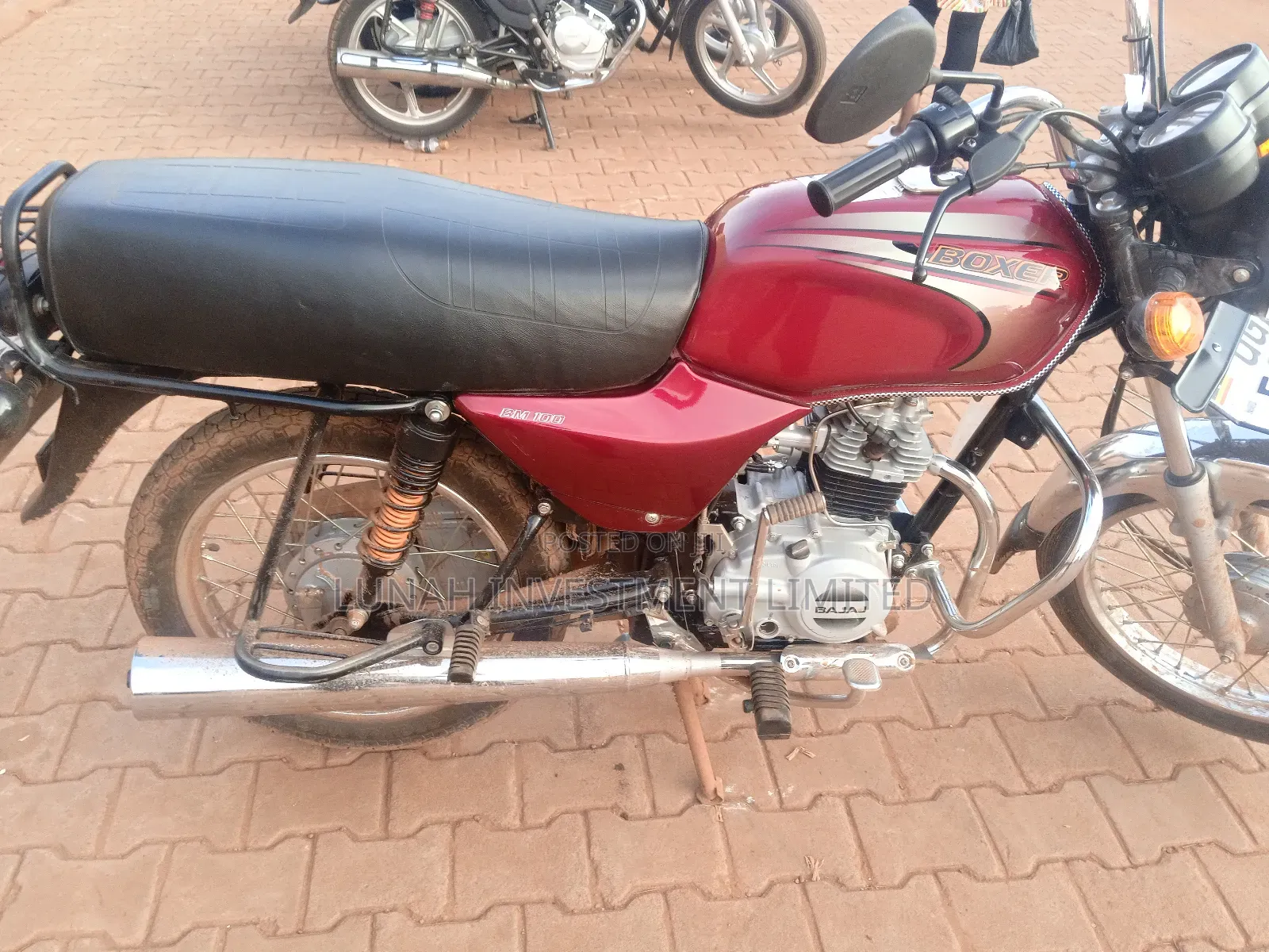 Bajaj Boxer 100 2024 Red