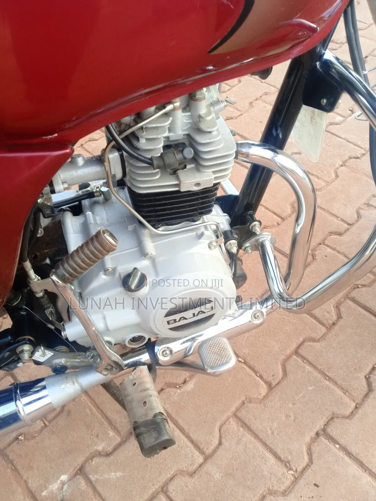 Bajaj Boxer 100 2024 Red