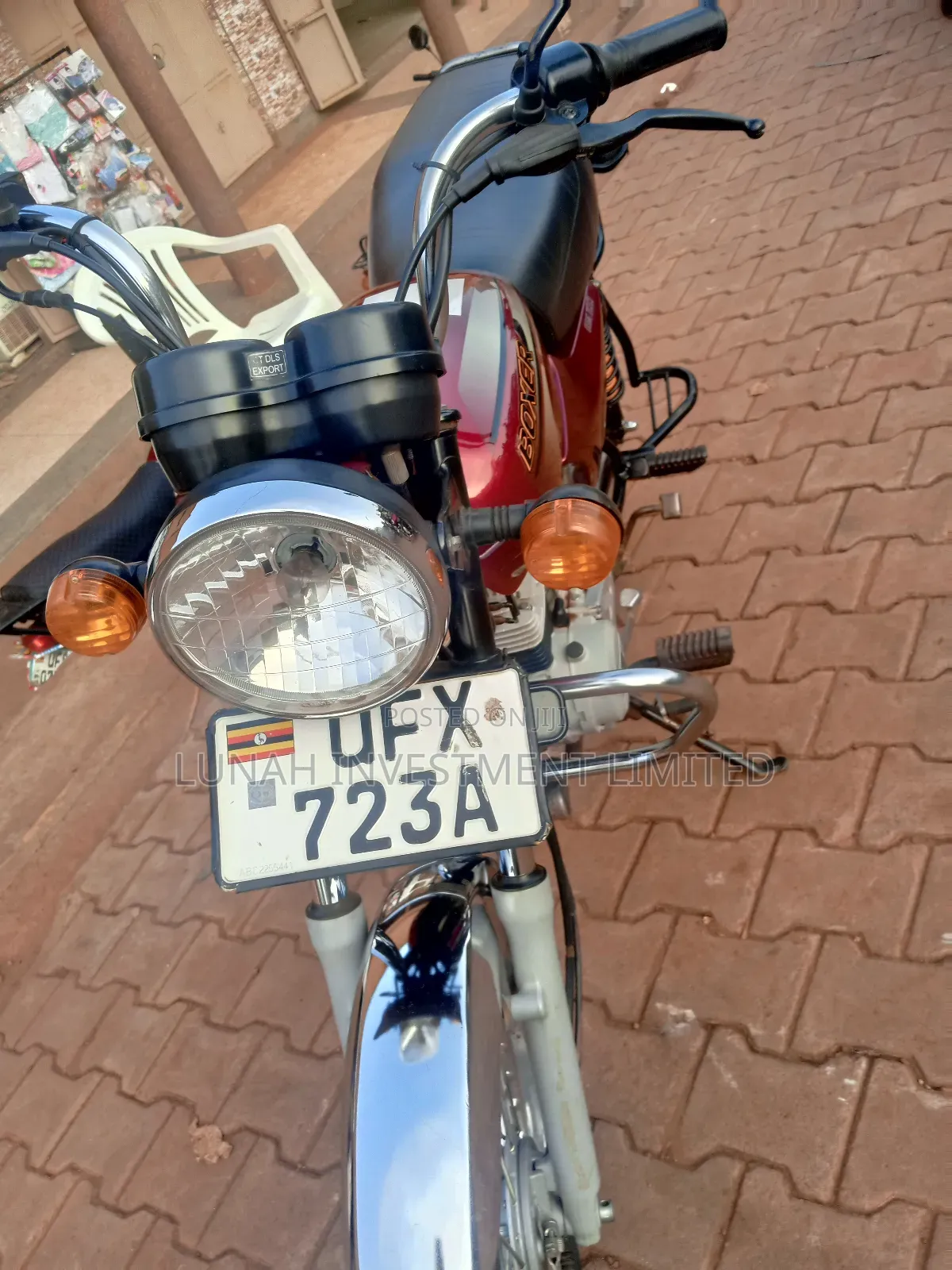 Bajaj Boxer 2024 Red