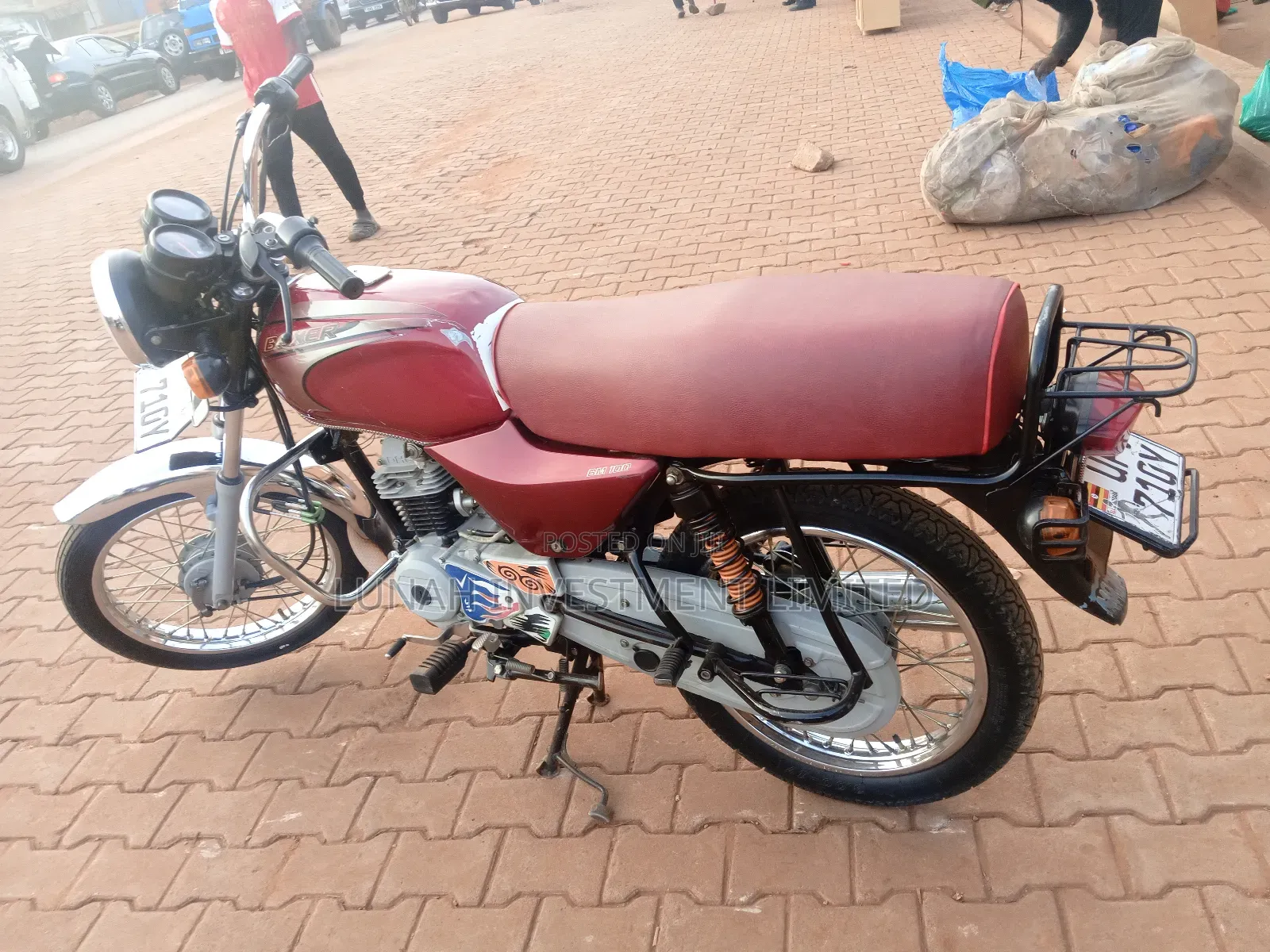 Bajaj Boxer BM100ES 2024 Red