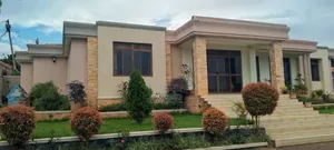 Furnished 5bdrm House in Central Division for sale