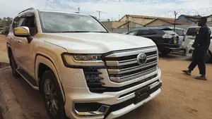 New Toyota Land Cruiser 2023 White
