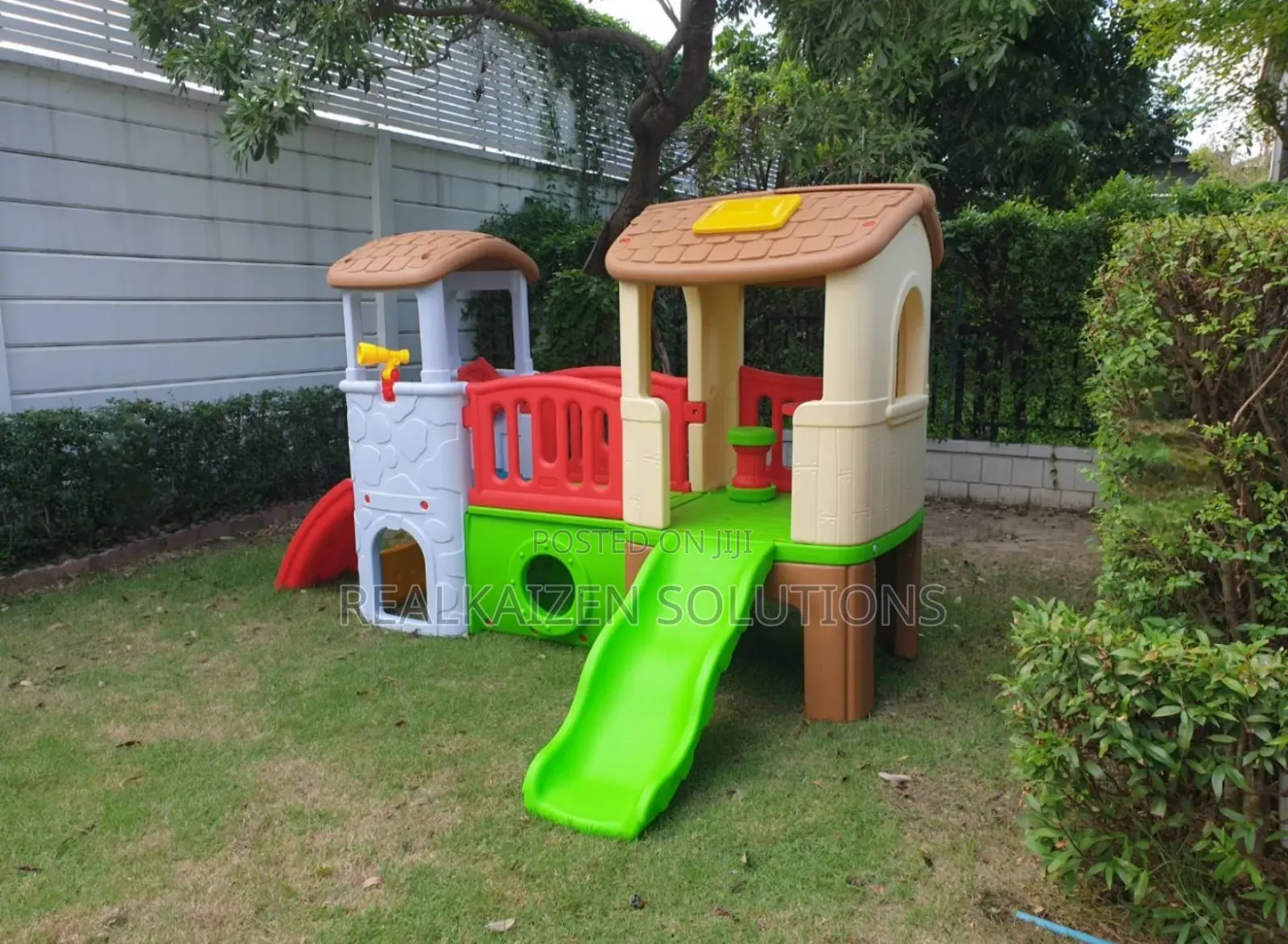 Indoor/Outdoor Multiply Twin Tower Playhouse Set With Slides
