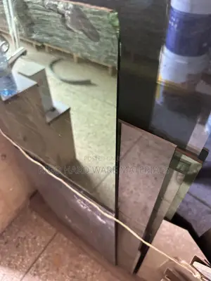 Glasses at Square Feet