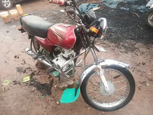 Bajaj Boxer 2023 Red