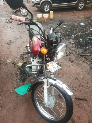 Bajaj Boxer 2023 Red
