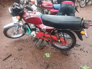 Bajaj Boxer 2023 Red