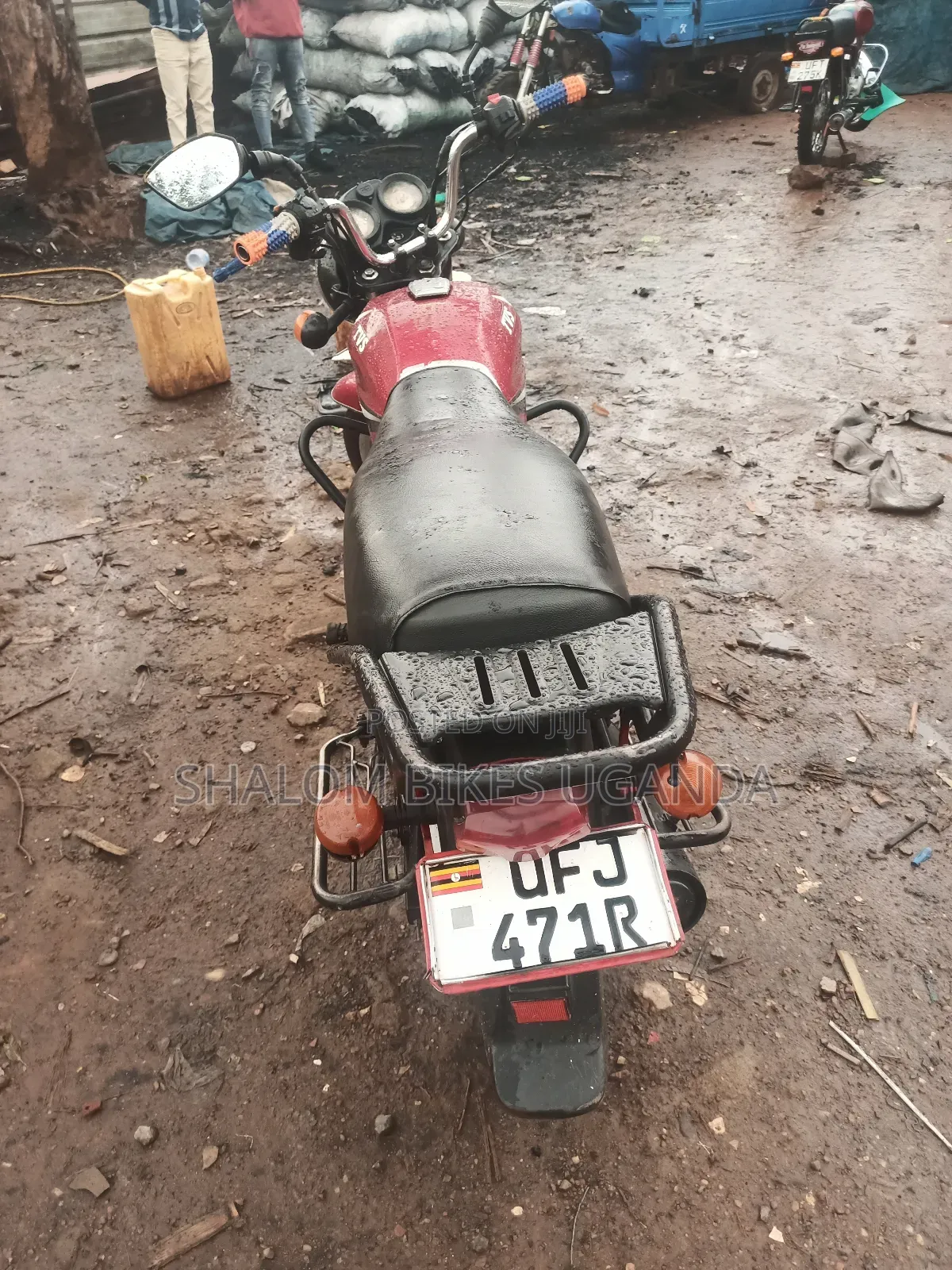TVS HLX 125 2022 Red