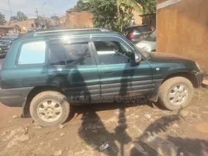 Toyota RAV4 2007 Green