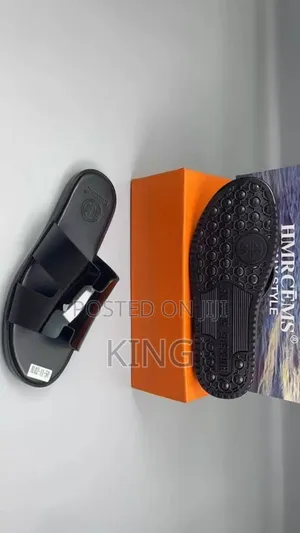 Warmly Casual Leather Sandals