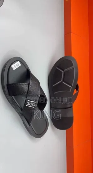 Solid Casual Leather Sandals