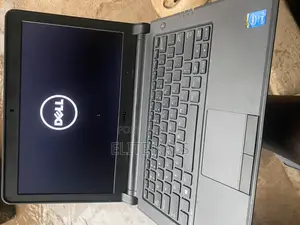 Laptop Dell Vostro 3350 4GB Intel Core I3 HDD 250GB