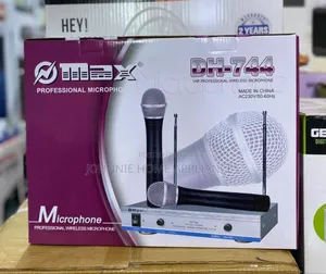 Photo - Original Max DH 744 Proffessional Wireless Microphone
