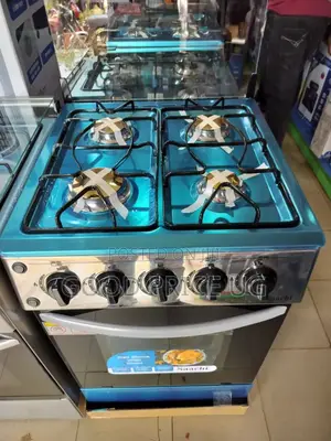 4 Full Gas Saachi Cooker / Oven.