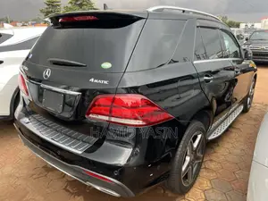 Mercedes-Benz GLE-Class 2016 Black
