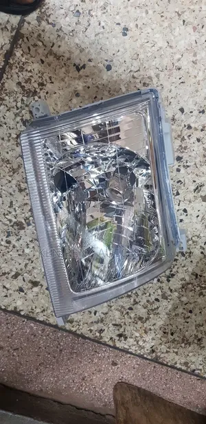 Headlamps for Nissan Hardbody Ordinary