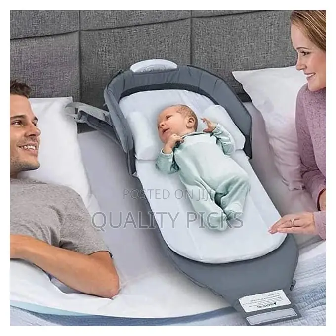 2 in 1 Baby Portable Bassinet and Storage Diaper Bag
