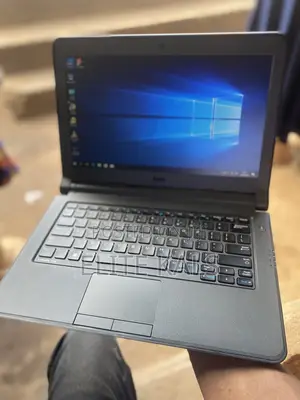 Laptop Dell Latitude 13 3340 4GB Intel Core I3 HDD 250GB