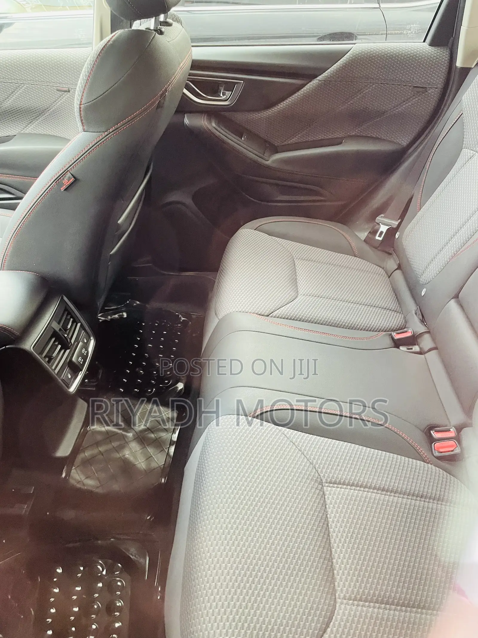 Subaru Forester 2.5i Limited AWD 2018 Silver