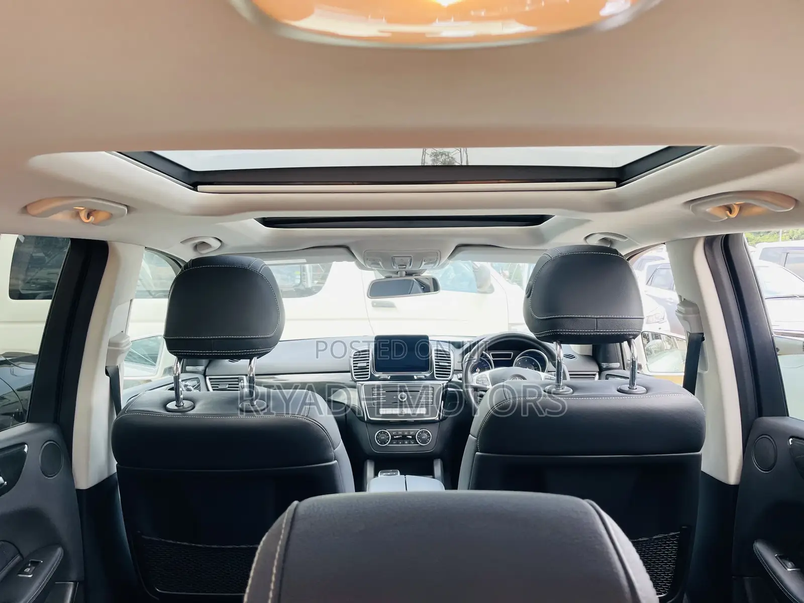 Mercedes-Benz GLE-Class GLE 350d 4MATIC 2018 White