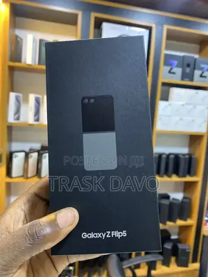 New Samsung Galaxy Z Flip 5 256 GB Black