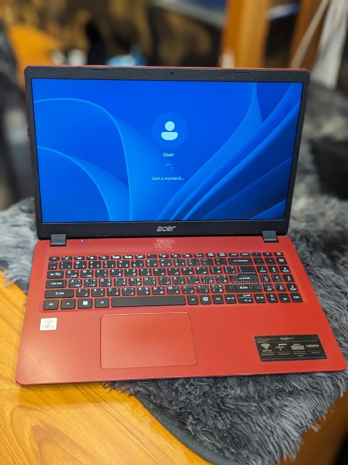 New Laptop Acer Aspire 3 8GB Intel Core I3 HDD 500GB