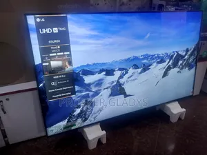 65 Inches Led Lg Smart UHD Flat Screen Flameless
