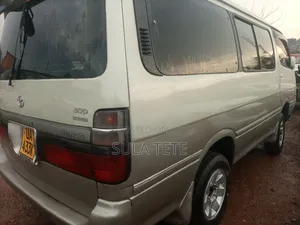 Toyota HiAce 1998 Grey