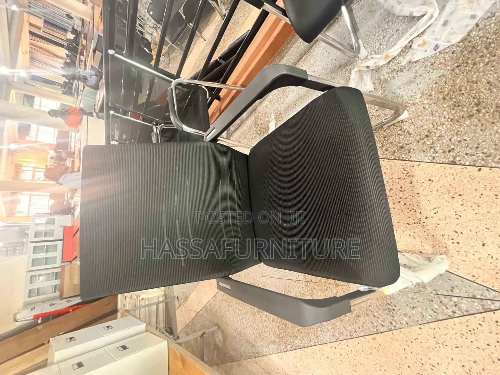 Mesh Executive Visitors Chair