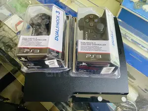Ps3 Slim With 2 Pads