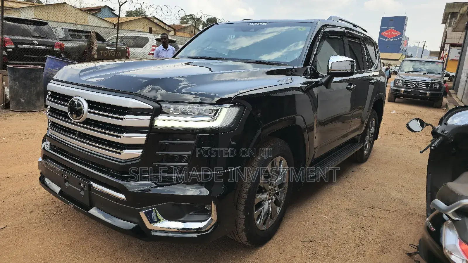 Toyota Land Cruiser 2023 Black