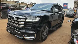 Toyota Land Cruiser 2023 Black