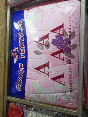 Bedcover 5x6 With One Sheet and 2 Pillow Cases