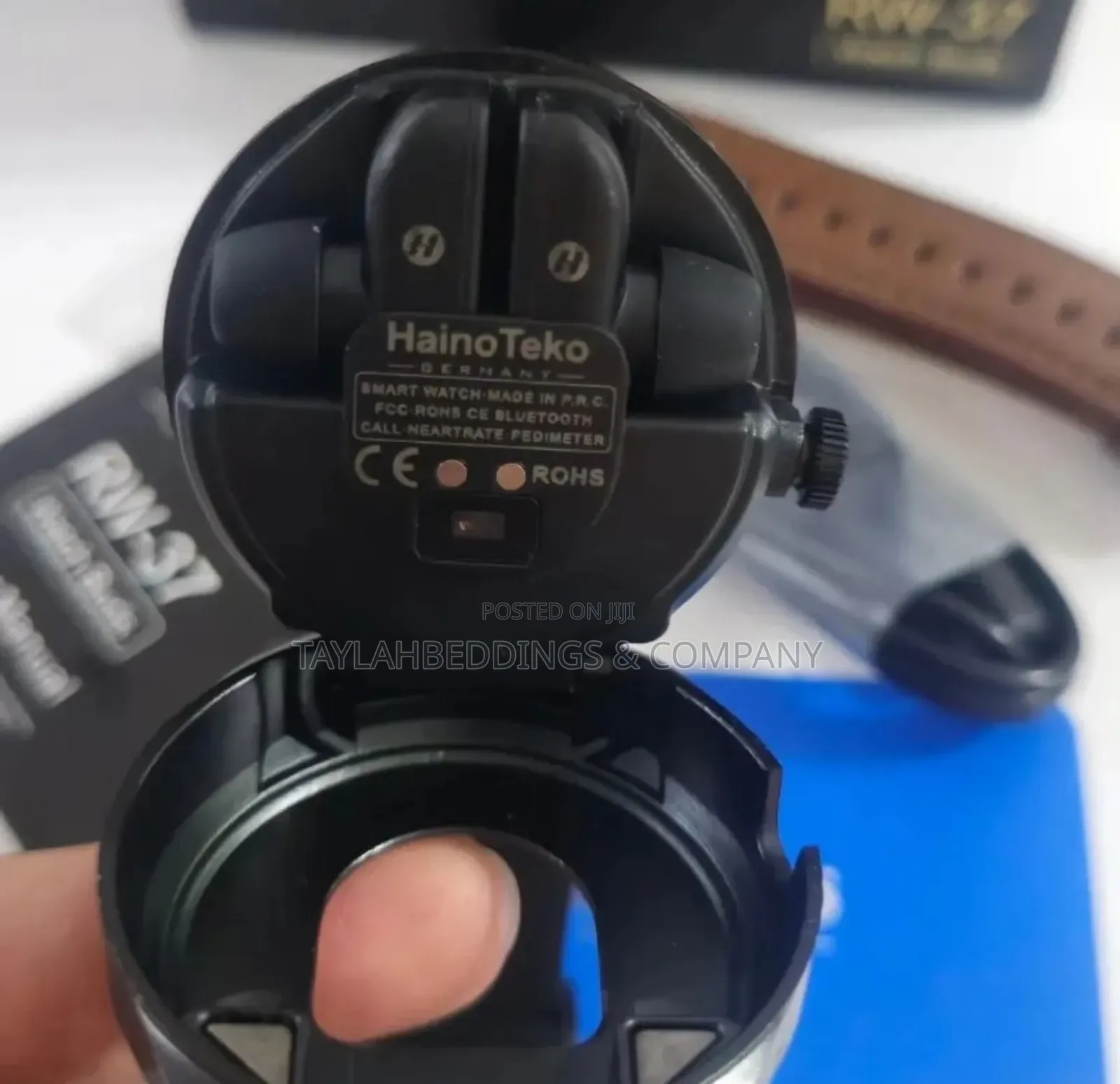 Hainoteko Germany RW37 Watch Buds With AMOLED Display